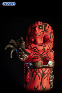 Darth Talon Statue (Star Wars)