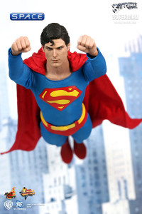 1/6 Scale Superman Movie Masterpiece MMS152 (Superman)