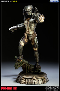 Predator Statue (Predator)