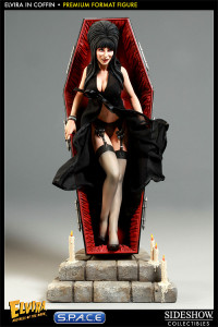 Elvira in Coffin Premium Format Figure (Elviras Movie Macabre)