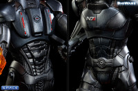Commander Shepard Premium Format Figure (Mass Effect 3)