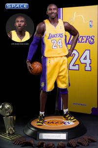 1/6 Scale Kobe Bryant Real Masterpiece (NBA Collection)