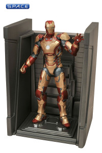 Iron Man Mark XLII Armor from Iron Man 3 (Marvel Select)