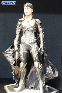 1/6 Scale Faora Iconic Statue (Man of Steel)