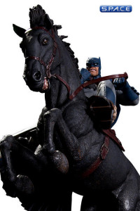Batman - A Call to Arms Statue (Batman - The Dark Knight Returns)