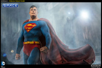 Superman Premium Format Figure (DC Comics)