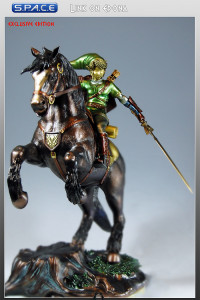 Link on Epona Statue Exclusive Version (Zelda - Twilight Princess)
