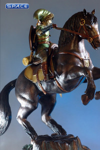 Link on Epona Statue Exclusive Version (Zelda - Twilight Princess)