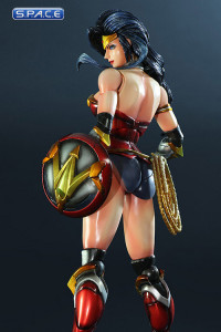 Variant Wonder Woman No. 2 from DC Comics (Play Arts Kai)