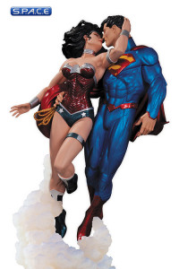 Superman & Wonder Woman The Kiss Statue (DC Comics)