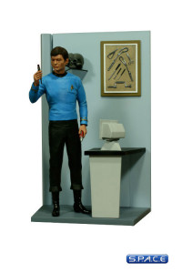 Dr. McCoy Statue (Star Trek)