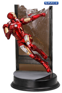 1/9 Scale Iron Man Mark VII Combat PVC Model Kit - Action Hero Vignettes (The Avengers)