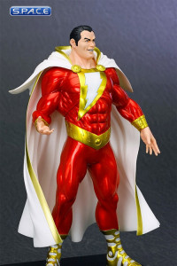 1/10 Scale Shazam The New 52 ARTFX+ Statue (DC Comics)