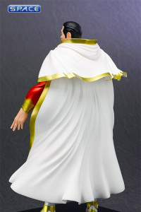 1/10 Scale Shazam The New 52 ARTFX+ Statue (DC Comics)