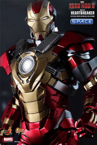 1/6 Scale Iron Man Heartbreaker Mark XVII Movie Masterpiece MMS212 (Iron Man 3)