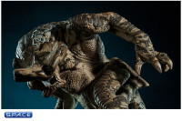 Slattern Statue (Pacific Rim)