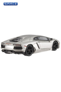 1:43 Lamborghini Aventador Die Cast Hot Wheels Elite (Batman - The Dark Knight Rises)