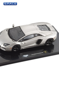 1:43 Lamborghini Aventador Die Cast Hot Wheels Elite (Batman - The Dark Knight Rises)