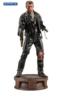 T-800 Battle Damaged Premium Format Figure (Terminator)