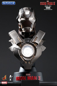 1/6 Scale Tank Mark XXIV Bust (Iron Man 3)