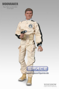 12 Roger Moore as James Bond (James Bond Moonraker)