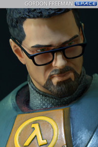 1/4 Scale Gordon Freeman Statue (Half-Life 2)