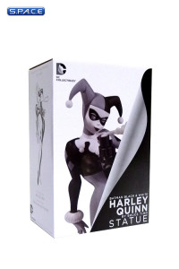 Harley Quinn Statue (Batman Black & White)