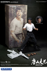 1/6 Scale The Big Boss Real Masterpiece (Bruce Lee)