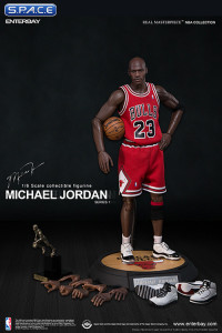 1/6 Scale Michael Jordan - Road Edition Real Masterpiece (NBA Collection)