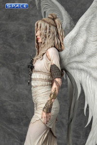 Lilith White Version by Luis Royo Statue (Fantasy Figure Gallery)