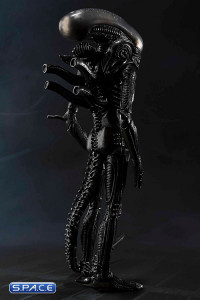 S.H.MonsterArts Big Chap Alien (Alien)