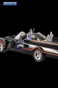 1:18 Batmobile with Batman and Robin Die Cast Hot Wheels Elite BCJ95 (Batman Classic TV Series)