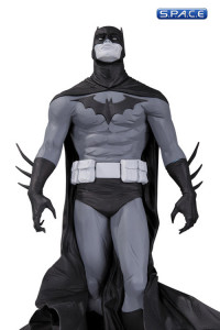 Batman Statue by Jae Lee (Batman Black and White)