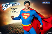 Superman Premium Format Figure (Superman)