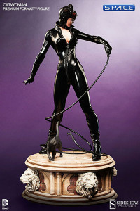 Catwoman Premium Format Figure (DC Comics)