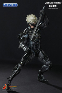 1/6 Scale Raiden Videogame Masterpiece VGM17 (Metal Gear Rising: Revengeance)