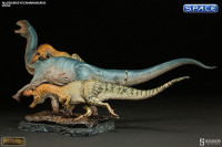 Allosaurus vs. Camarasaurus Statue (Dinosauria)