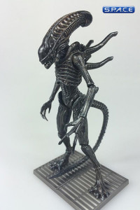 1/18 Scale Xenomorph Soldier  (Aliens: Colonial Marines)