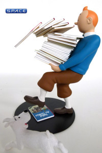 Tintin Carrying Albums (Tintin)