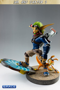 Jak and Daxter 2 Statue